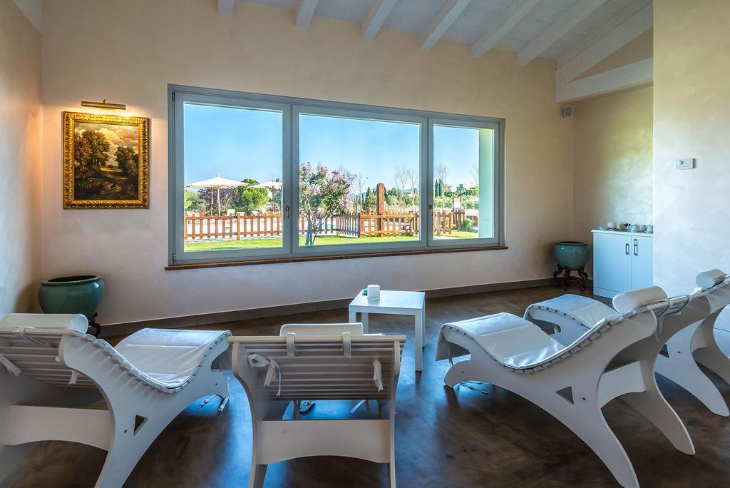 Relais Paradiso Resort & Spa Marcellano Exterior photo