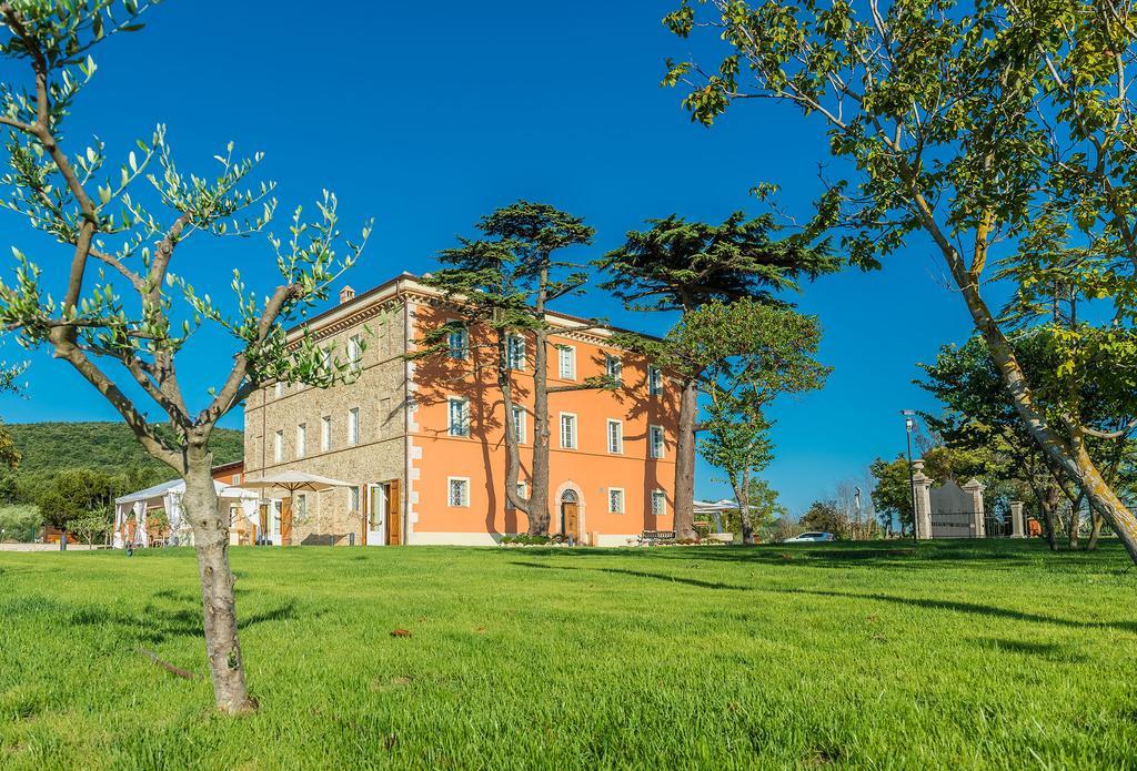 Relais Paradiso Resort & Spa Marcellano Exterior photo